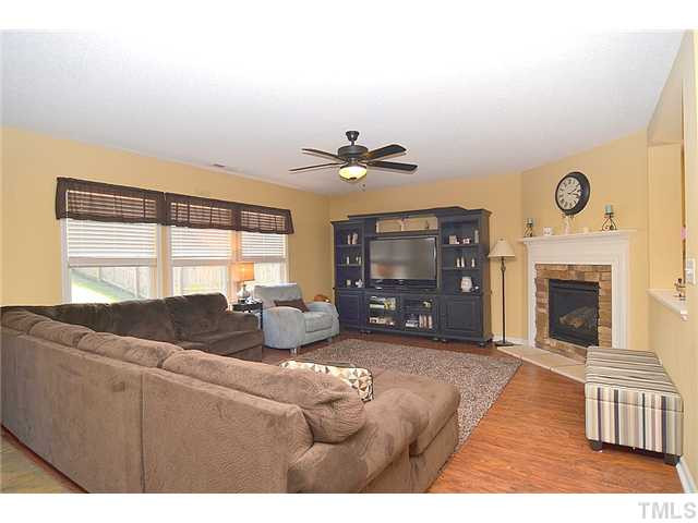 307 Rondelay Drive Durham, NC 27703 - Photo 5 of 21 Photo 5