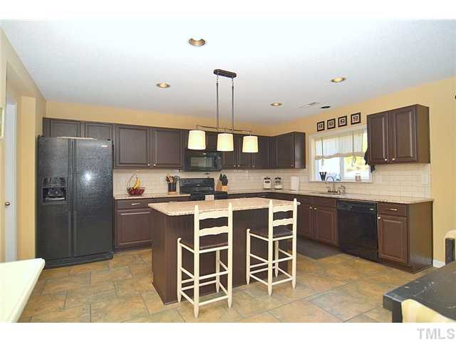 307 Rondelay Drive Durham, NC 27703 - Photo 7 of 21 Photo 7