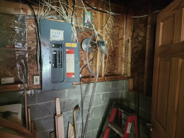 $649,000 | 192 West Deeryard Lake Road, Lutsen, MN 55612