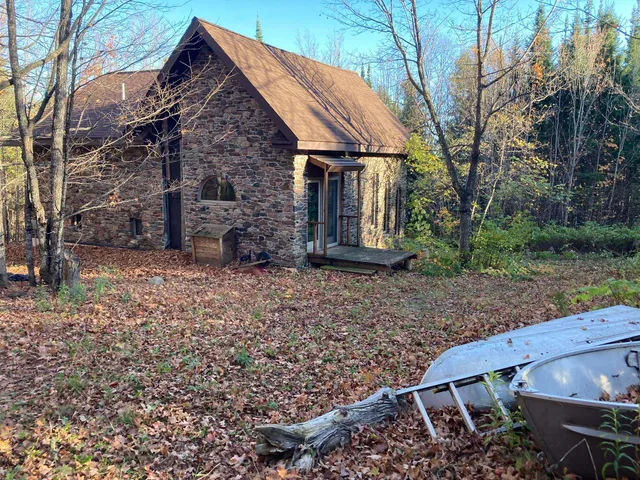 $649,000 | 192 West Deeryard Lake Road, Lutsen, MN 55612