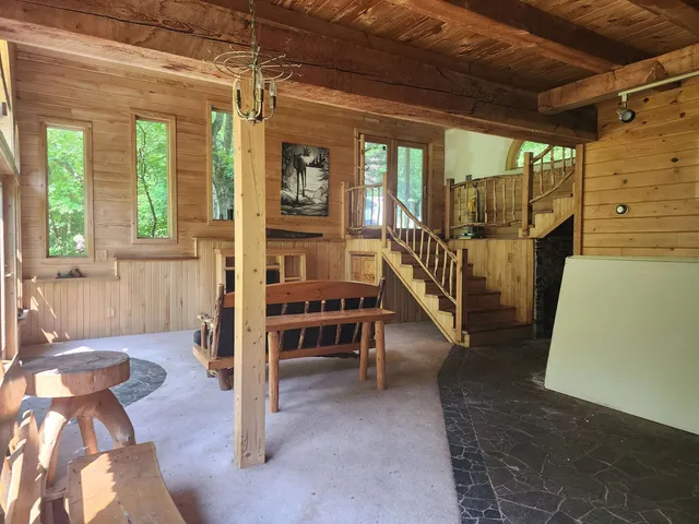 $649,000 | 192 West Deeryard Lake Road, Lutsen, MN 55612