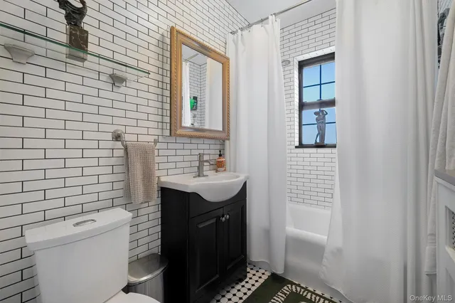 $325,000 | 23 Old Mamaroneck Road, Unit 5B, White Plains, NY 10605