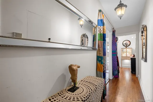 $325,000 | 23 Old Mamaroneck Road, Unit 5B, White Plains, NY 10605