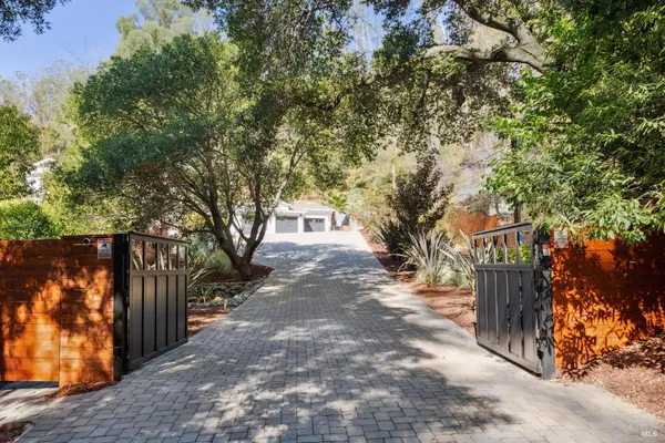$4,095,000 | 31 Gold Hill Grde, San Rafael, CA 94901