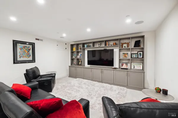 $4,095,000 | 31 Gold Hill Grde, San Rafael, CA 94901