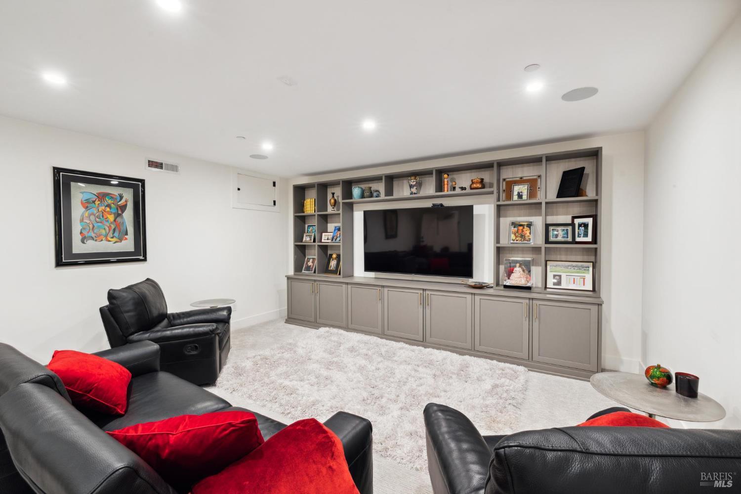 31 Gold Hill Grde San Rafael, CA 94901 - Photo 25 of 54