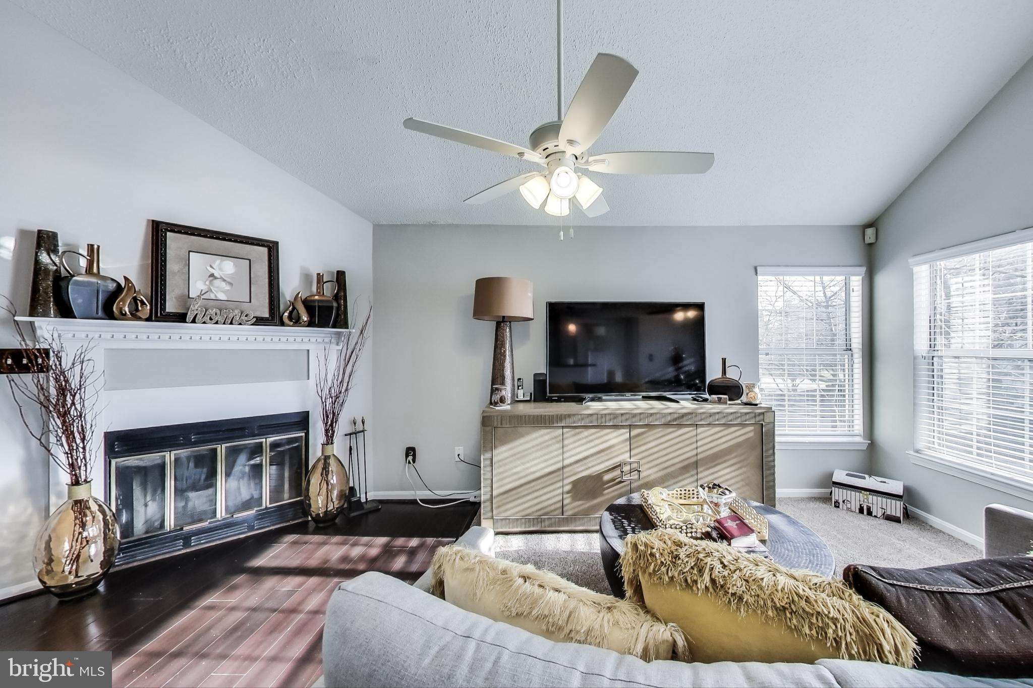 10410 Beacon Ridge Drive, Unit 202 Bowie, MD 20721 - Photo 6 of 47 View of Living Room
