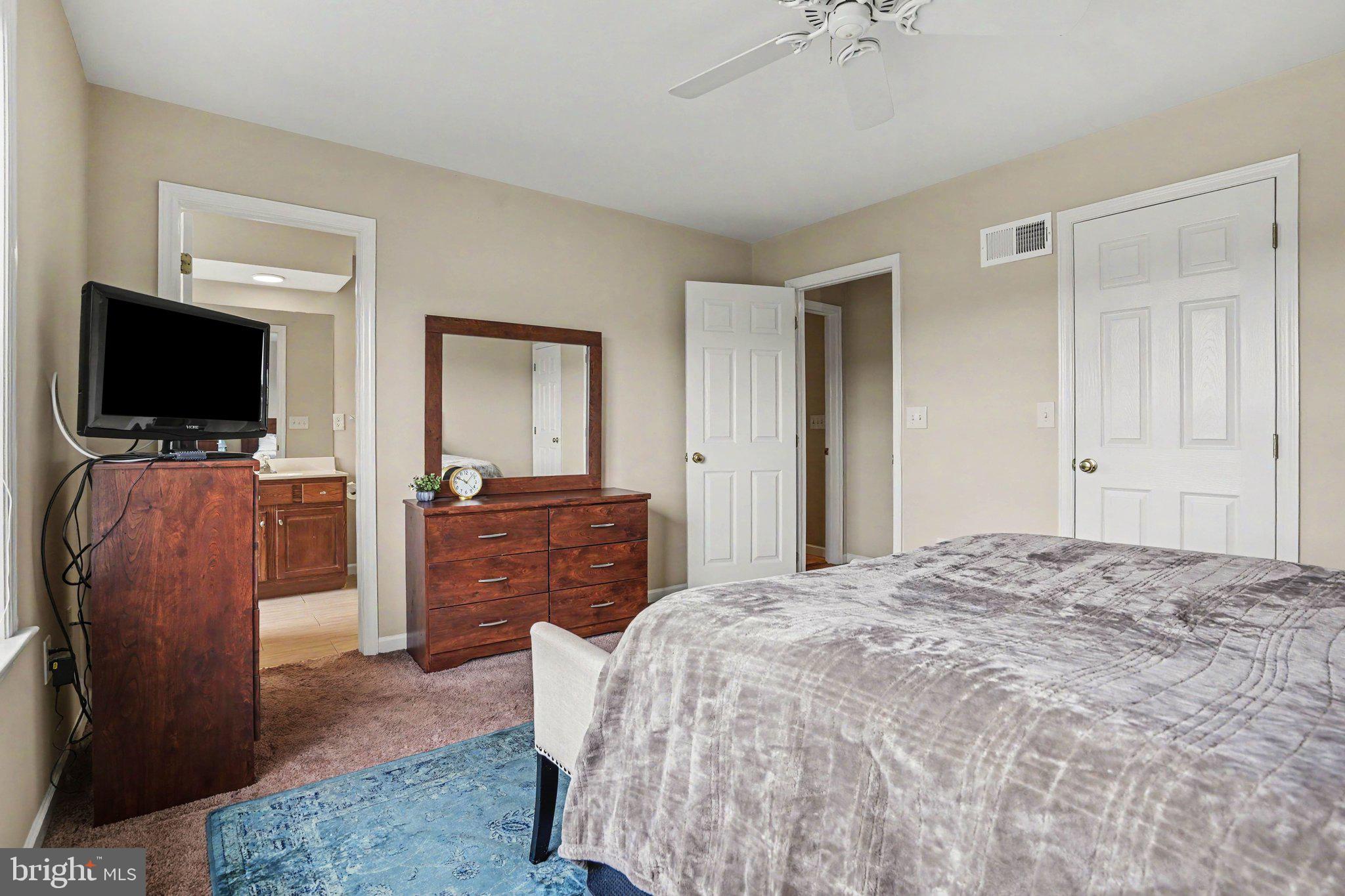 2252 Ionoff Road Harrisburg, PA 17110 - Photo 14 of 28