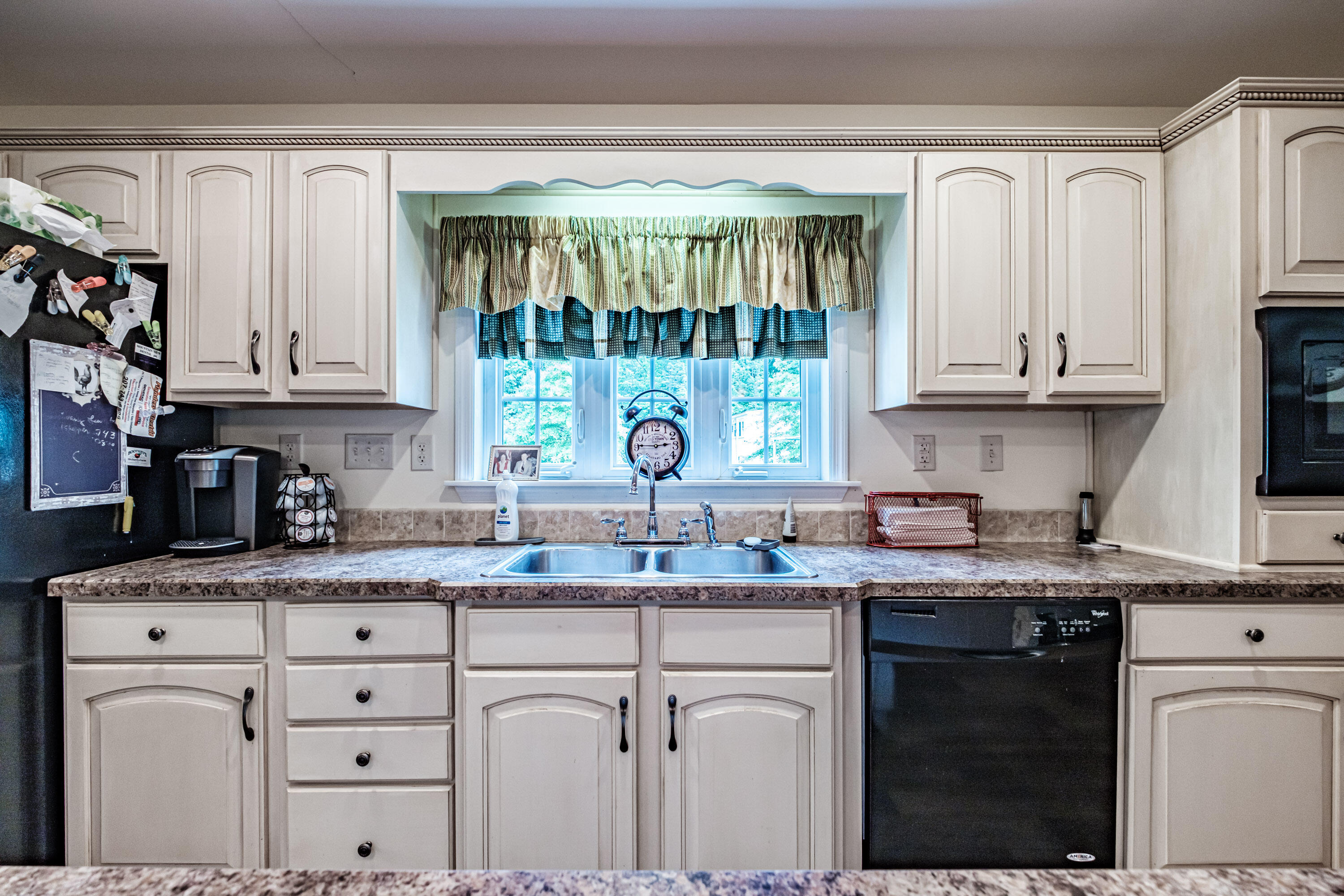 248 Hooper Ledge Road Paris, ME 04281 - Photo 28 of 51 Kitchen