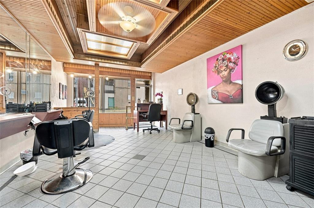705 Broadway Avenue McKees Rocks, PA 15136 - Photo 30 of 43 Gallery Image 30