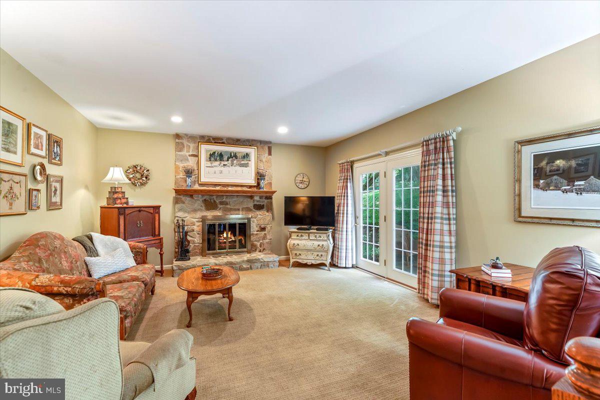 725 Beversrede Trail Kennett Square, PA 19348 - Photo 14 of 41 Cozy Family room with back yard views.