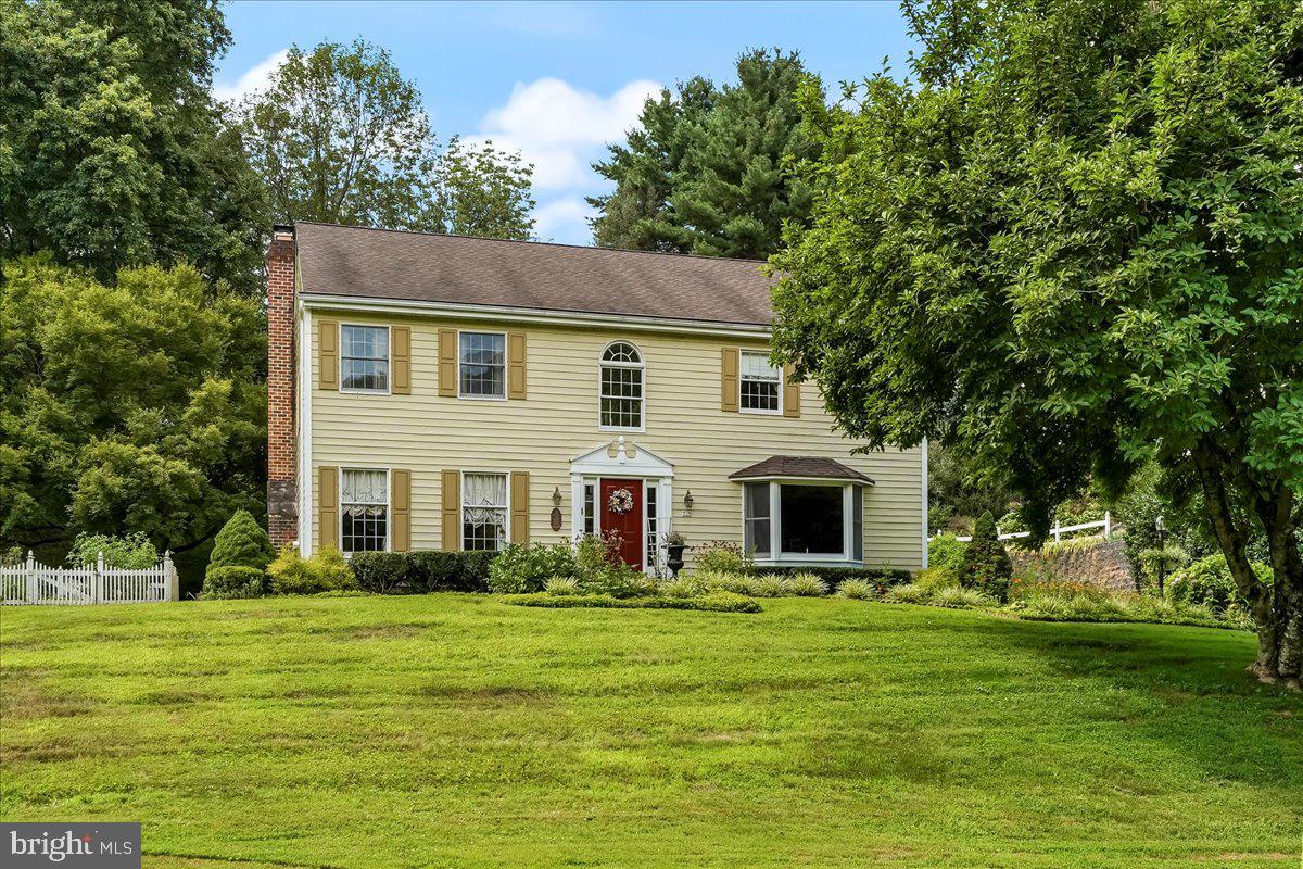 725 Beversrede Trail Kennett Square, PA 19348 - Photo 2 of 41 Welcome Home!