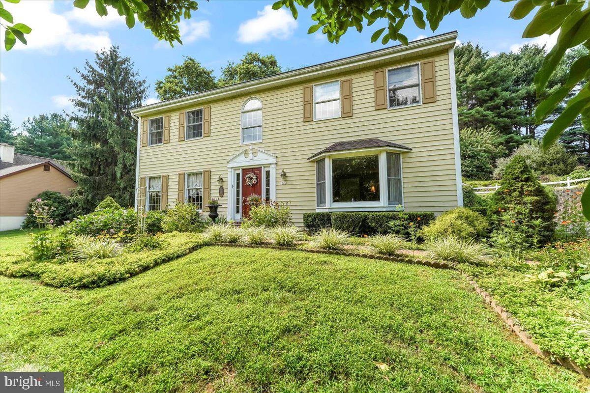 725 Beversrede Trail Kennett Square, PA 19348 - Photo 3 of 41