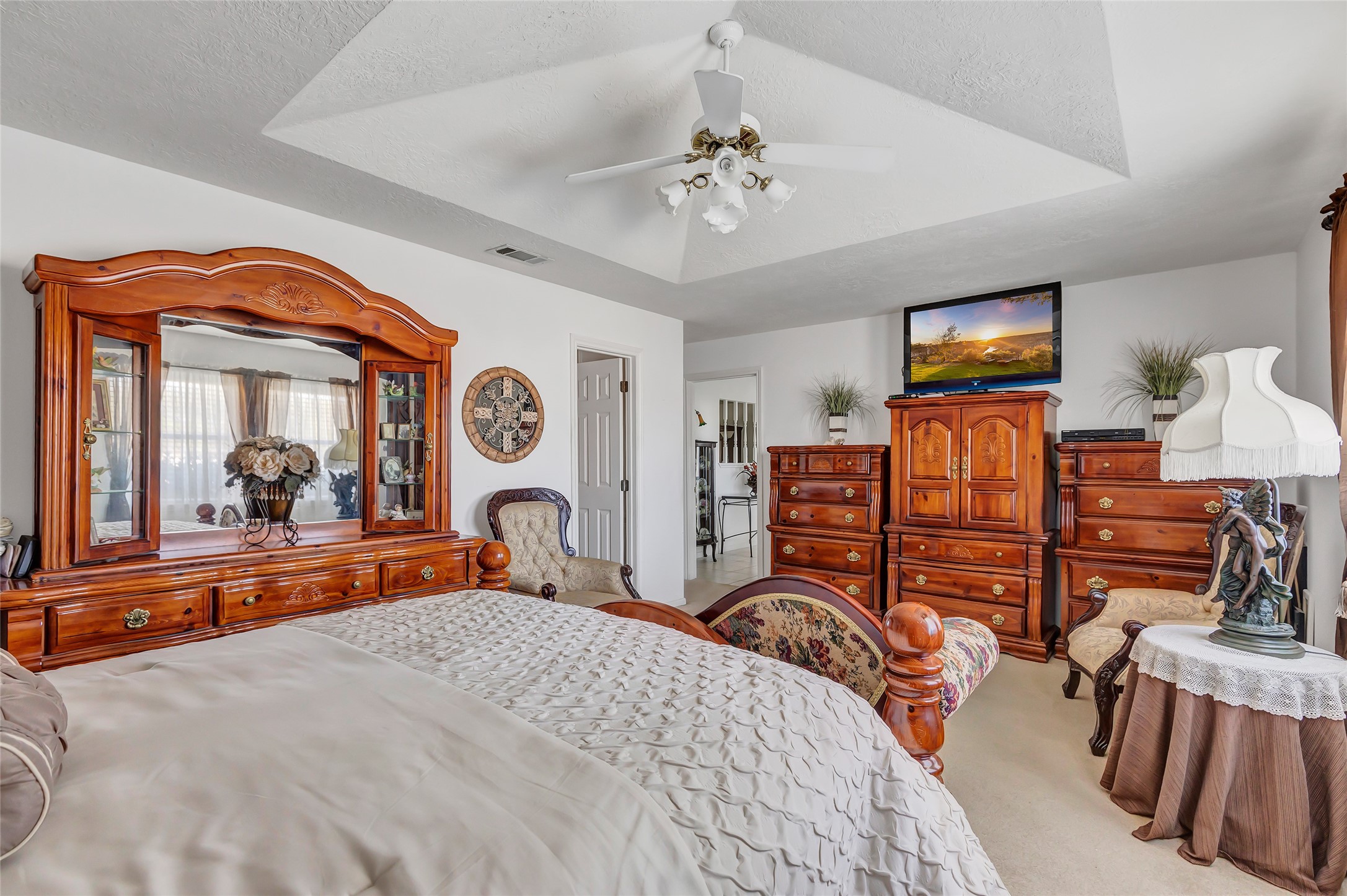 27414 Kathy Lane Magnolia, TX 77355 - Photo 20 of 41 The primary suite has an en-suite bathroom.