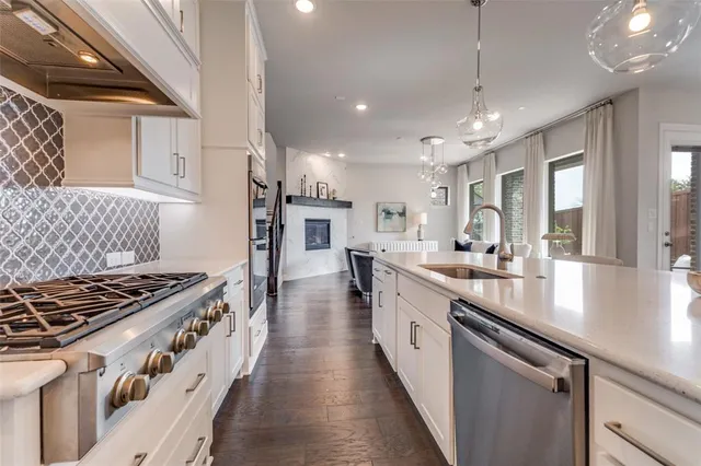 $725,000 | 9136 Rock Daisy Court, Dallas, TX 75231