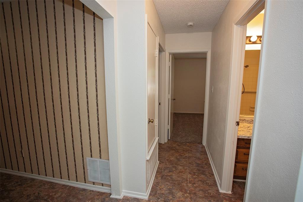 1202 Randy Drive Graham, TX 76450 - Photo 13 of 40 a view of a hallway