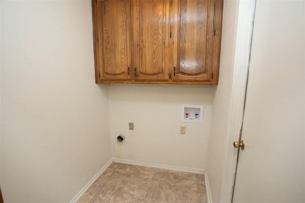 1202 Randy Drive Graham, TX 76450 - Photo 28 of 40 a view of door
