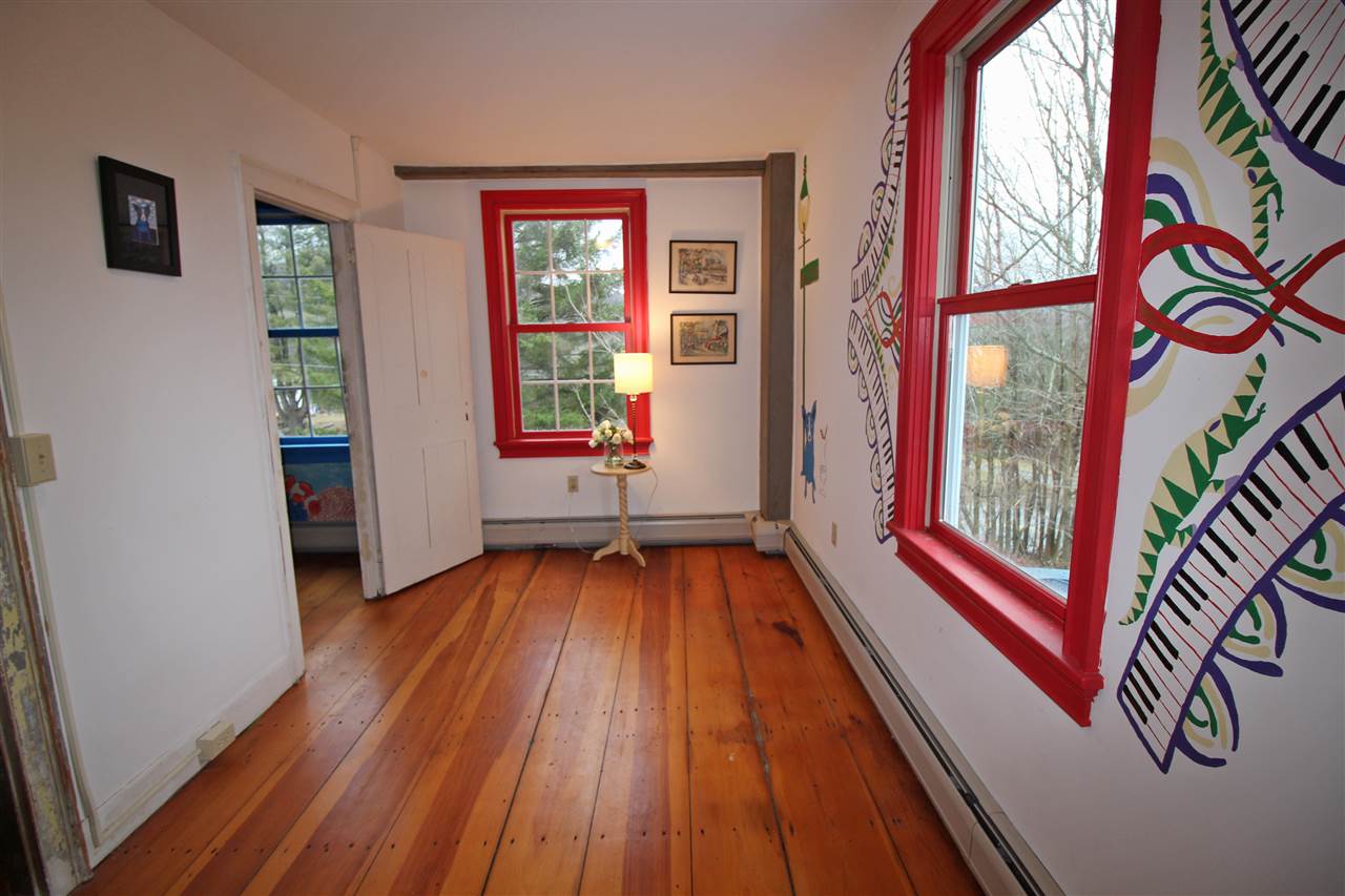 36 Barber Farm Road Jericho, VT 05465 - Photo 17 of 24
