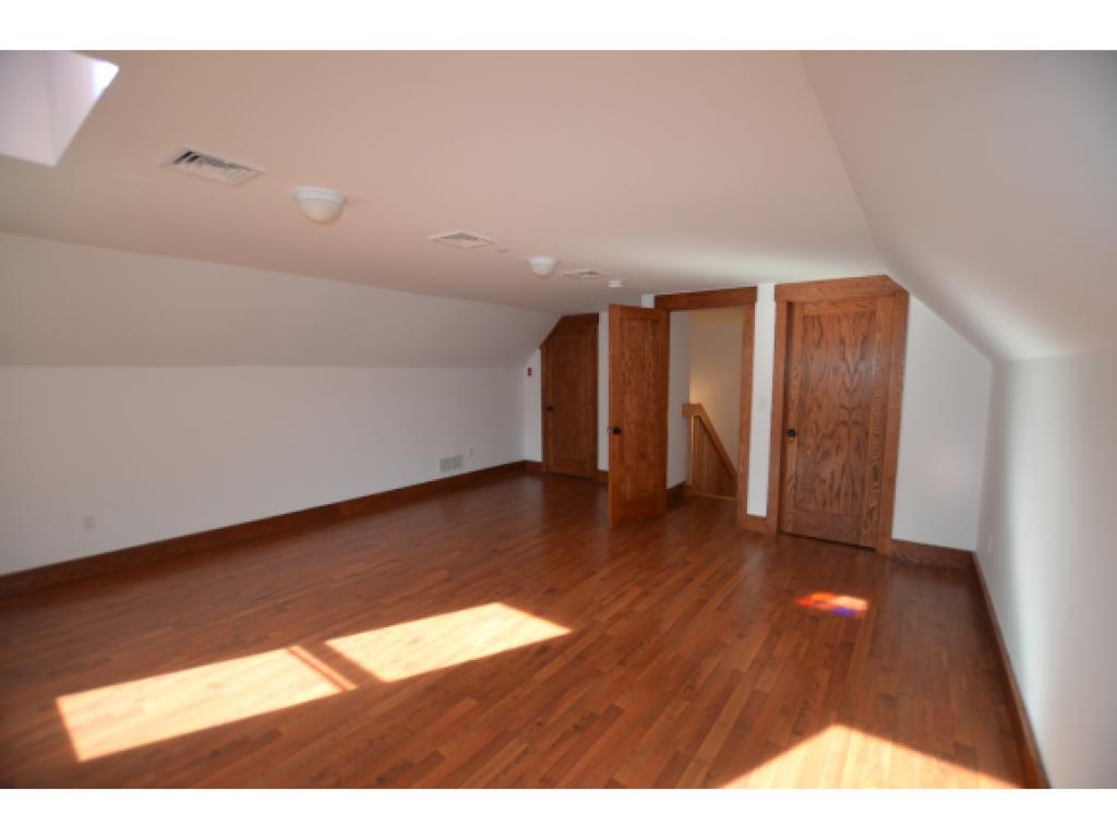 330 Adams Mill Road, Unit 1 Stowe, VT 05672 - Photo 9 of 29 Gallery Image 9