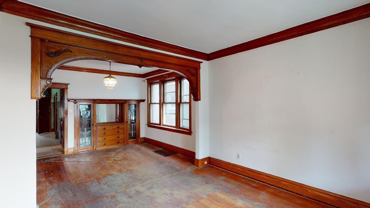 6722 Riverside Drive Berwyn, IL 60402 - Photo 3 of 25