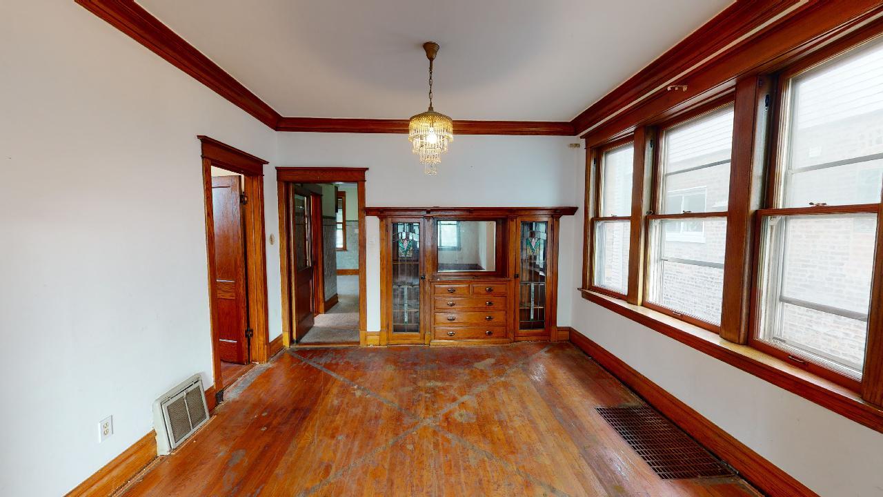 6722 Riverside Drive Berwyn, IL 60402 - Photo 4 of 25