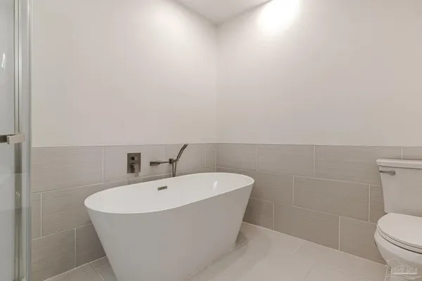 $304,000 | 902 Heathrow Drive, Cantonment, FL 32533