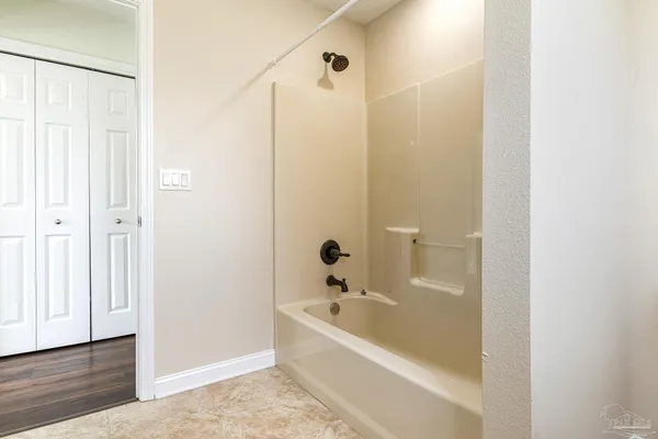 $304,000 | 902 Heathrow Drive, Cantonment, FL 32533