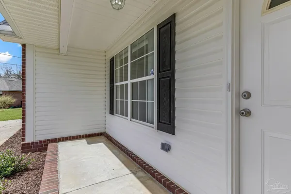 $304,000 | 902 Heathrow Drive, Cantonment, FL 32533