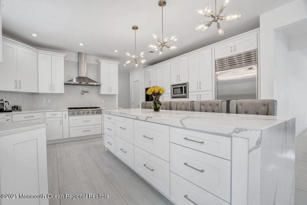 51 Crine Road Morganville, NJ 07751 - Photo 22 of 59 029_ros01816