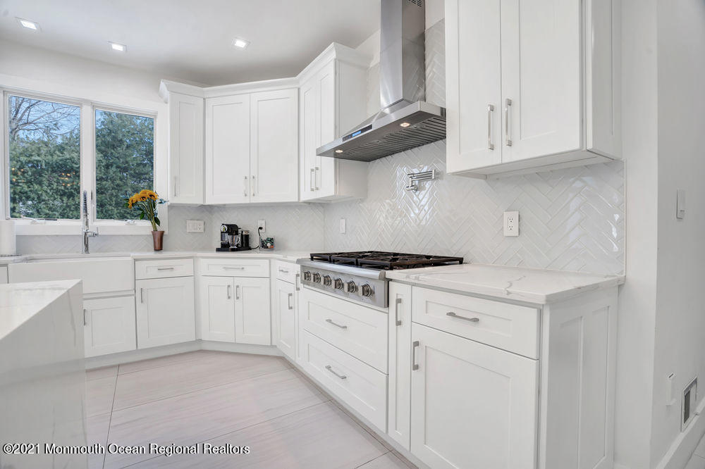 51 Crine Road Morganville, NJ 07751 - Photo 25 of 59 032_ros01831