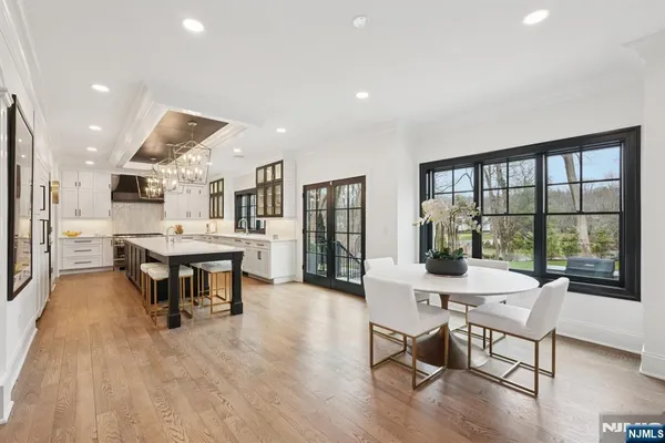 $2,899,000 | 868 Pueblo Drive, Franklin Lakes, NJ 07417