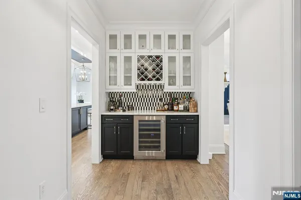 $2,899,000 | 868 Pueblo Drive, Franklin Lakes, NJ 07417