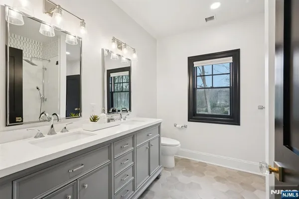 $2,899,000 | 868 Pueblo Drive, Franklin Lakes, NJ 07417