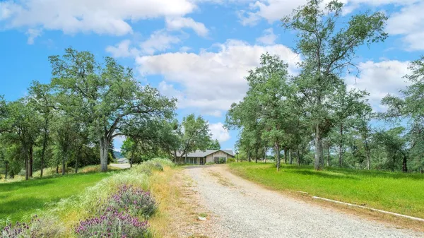 $524,900 | 35009 Old Creek Road, Auberry, CA 93602