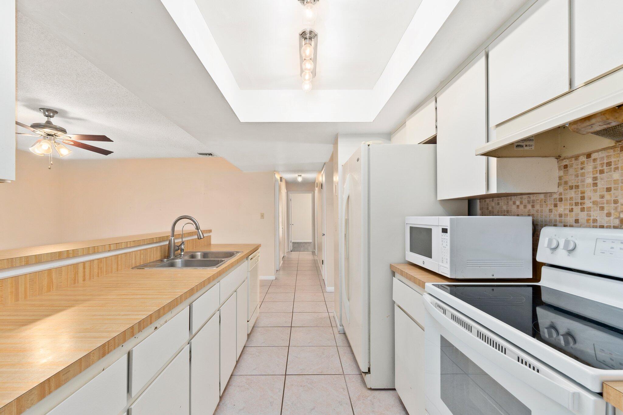 5707 Eagle Drive Fort Pierce, FL 34951 - Photo 16 of 34 16-web-or-mls-DSC00297