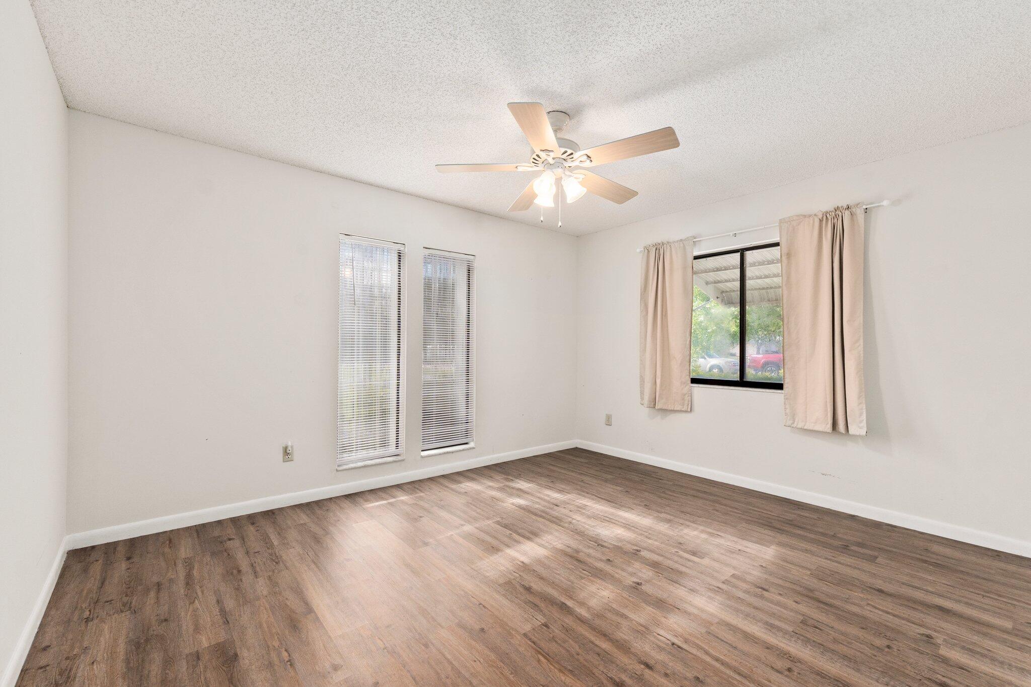 5707 Eagle Drive Fort Pierce, FL 34951 - Photo 18 of 34 18-web-or-mls-DSC00313