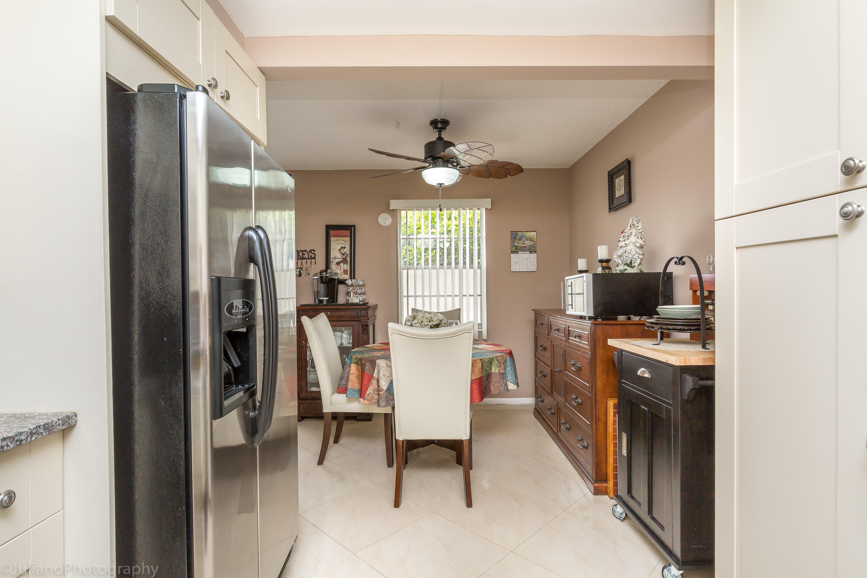 2031 Newcastle, Unit B Boca Raton, FL 33434 - Photo 4 of 43 KITCHEN