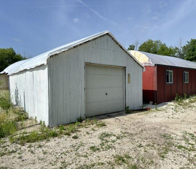 N64W21021 Mill Road Menomonee Falls, WI 53051 - Photo 32 of 40 GH-4