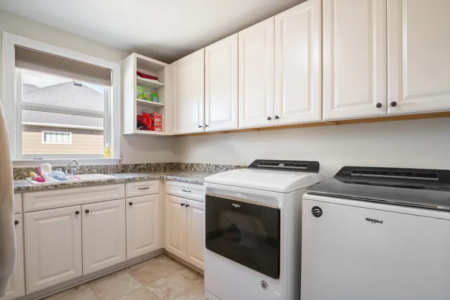 $1,200,000 | 3003 Lankford Lane, Walled Lake, MI 48390