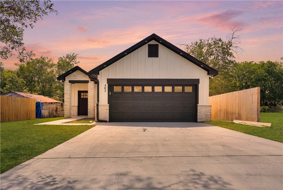 402 South Brazos Avenue Bryan, TX 77803 - Photo 1 of 19
