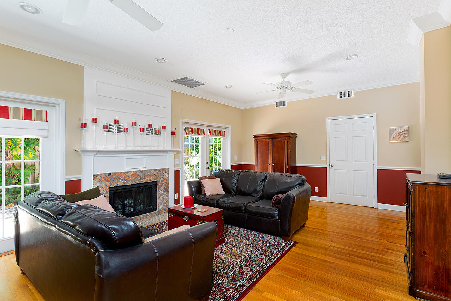 333 Monceaux Road West Palm Beach, FL 33405 - Photo 12 of 24 Familyroom