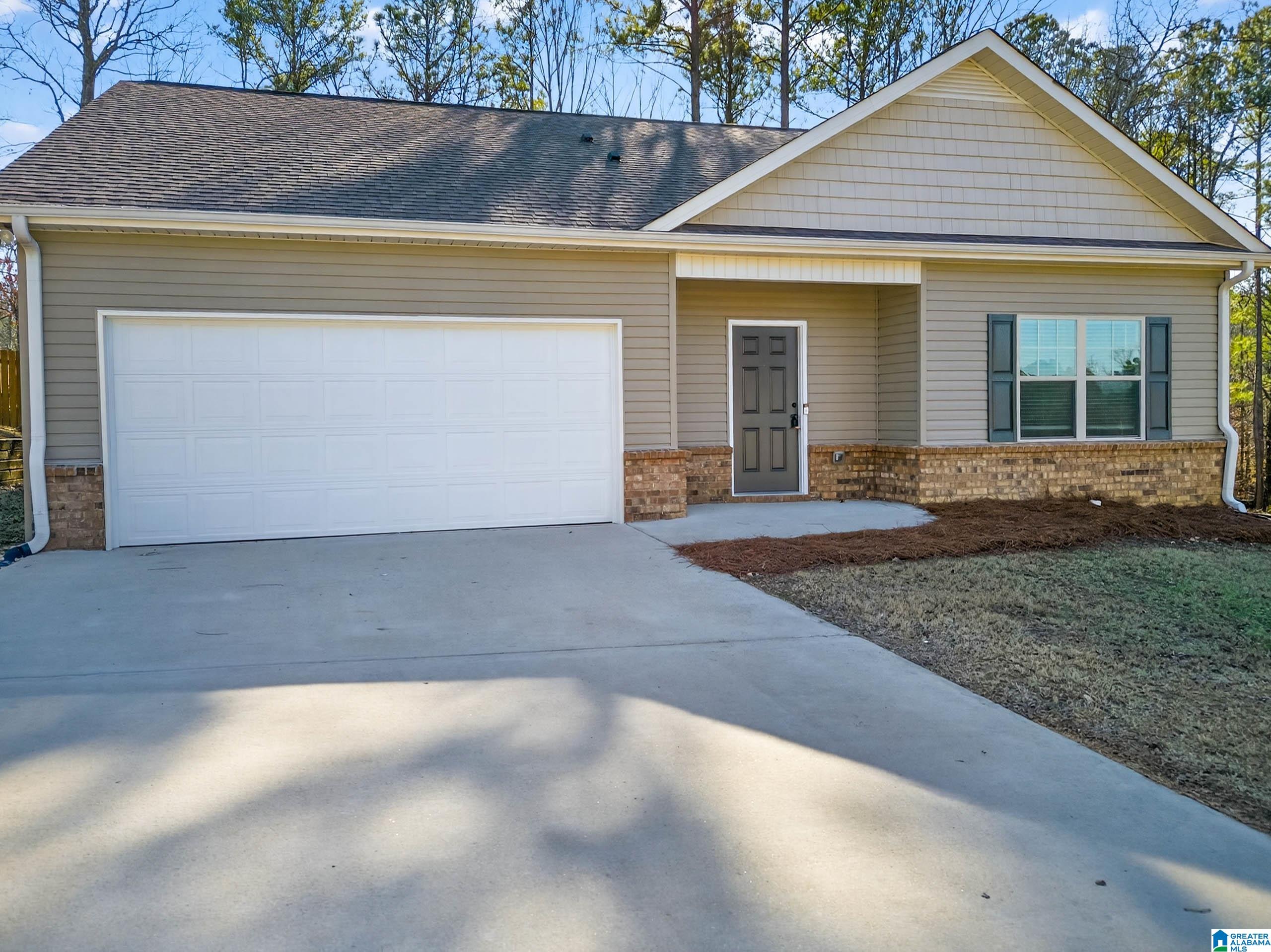 742 Twin Ridge Circle Lincoln, AL 35096 - Photo 2 of 32