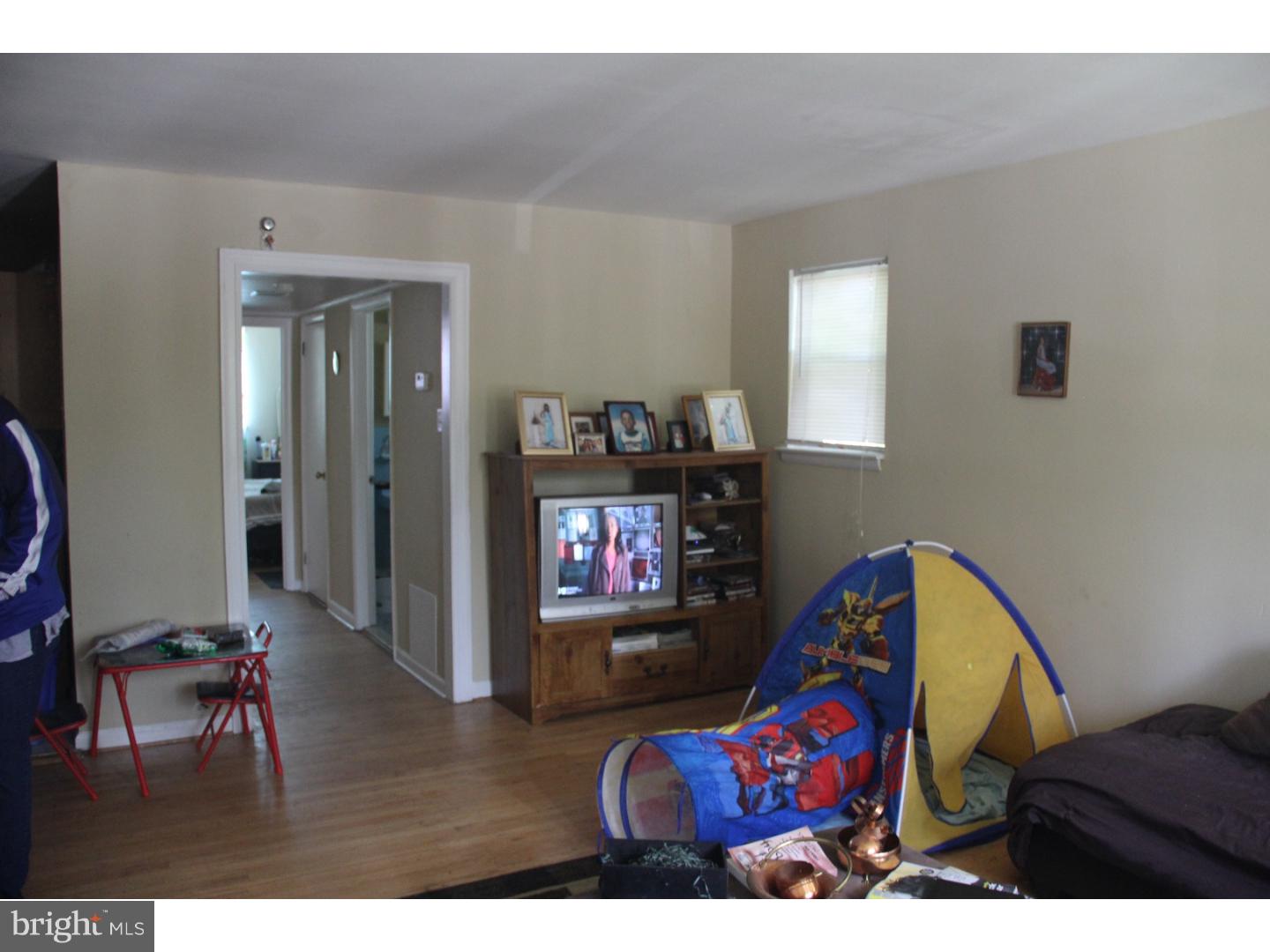 2596 Cranston Road Philadelphia, PA 19131 - Photo 11 of 19