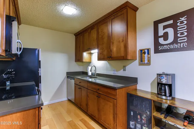 $615,000 | 998 West Beaver Creek Boulevard, Unit D112, Avon, CO 81620