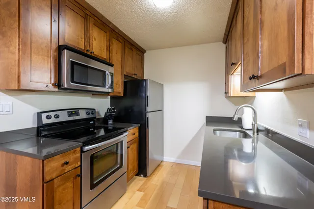 $615,000 | 998 West Beaver Creek Boulevard, Unit D112, Avon, CO 81620