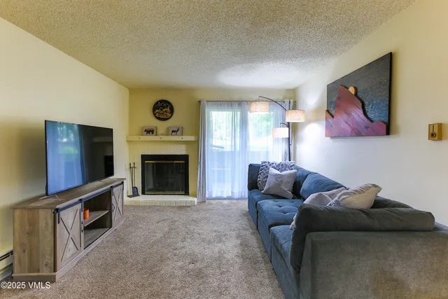 $615,000 | 998 West Beaver Creek Boulevard, Unit D112, Avon, CO 81620