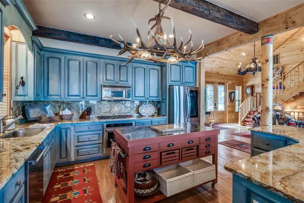 $3,749,000 | 206 Dogwood Point, Winnsboro, TX 75494
