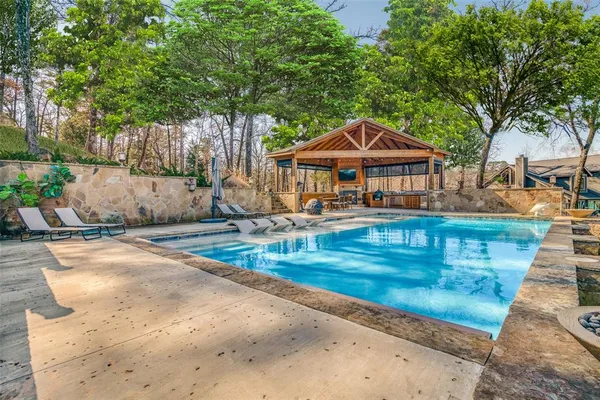 $3,749,000 | 206 Dogwood Point, Winnsboro, TX 75494