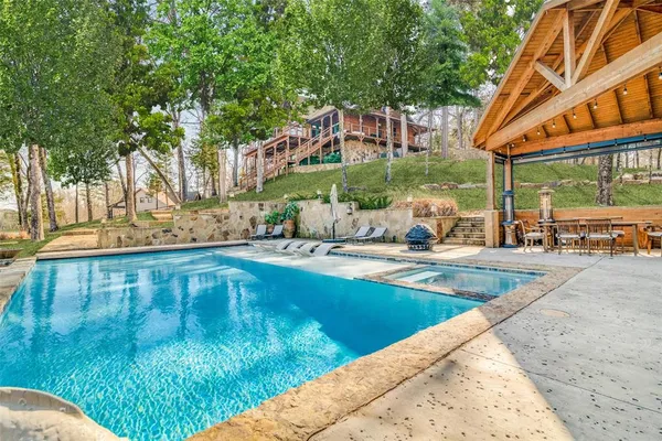 $3,749,000 | 206 Dogwood Point, Winnsboro, TX 75494