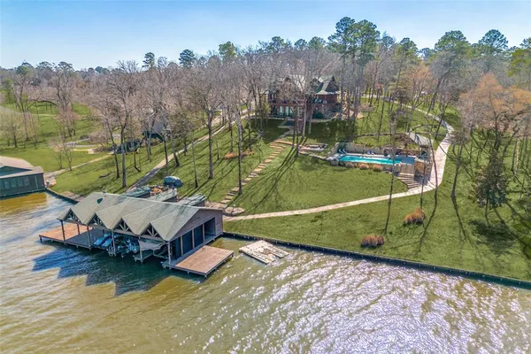 $3,749,000 | 206 Dogwood Point, Winnsboro, TX 75494